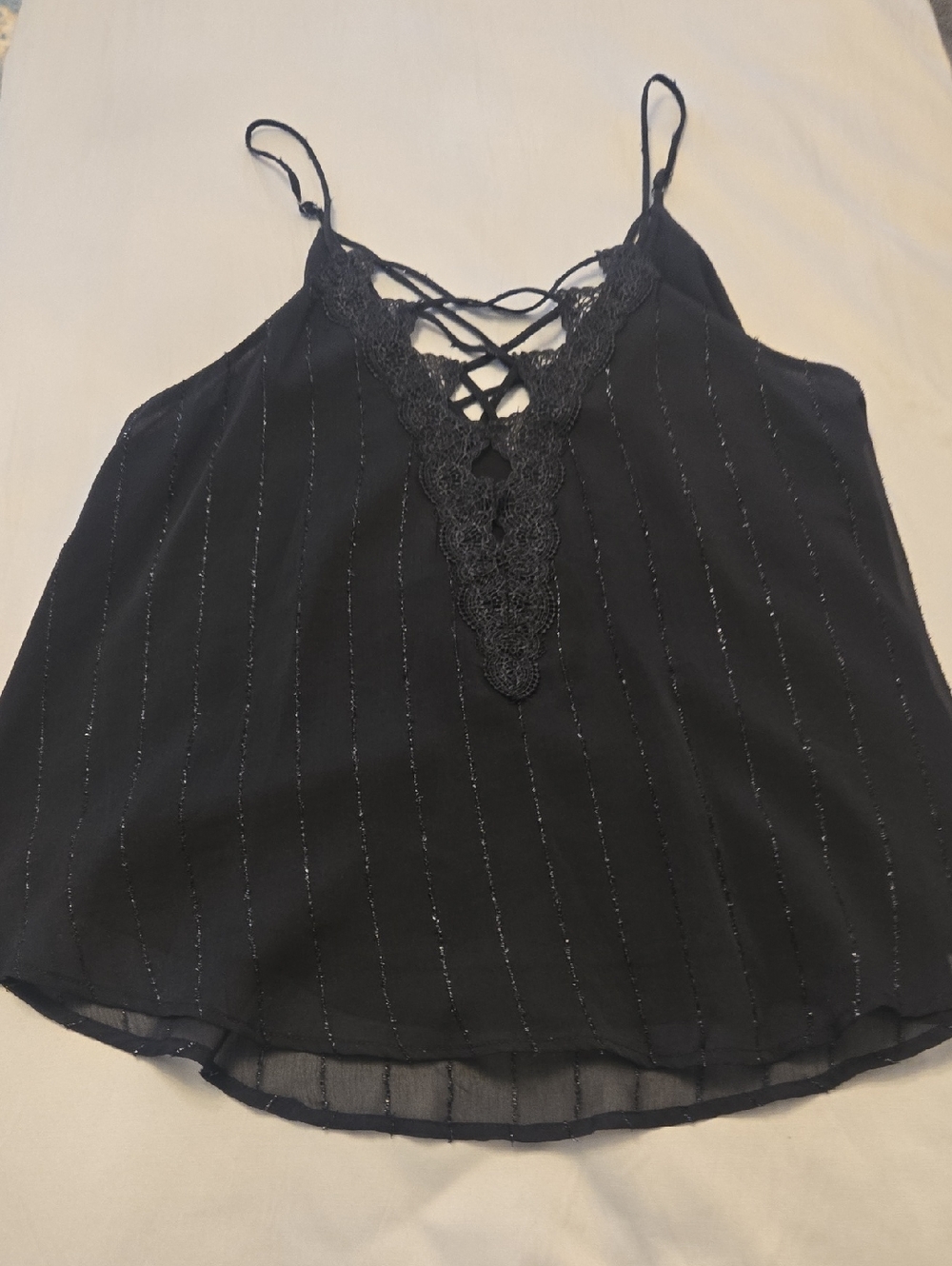ASTR Lace-Trim Strappy Women's Tank Top - Black